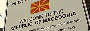 Schild am meaedonischen Grenz�bergang Tabanovce